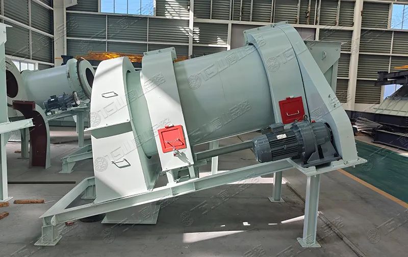 機制砂防離析、防揚塵，有經(jīng)驗的砂廠都在用加濕拌和機