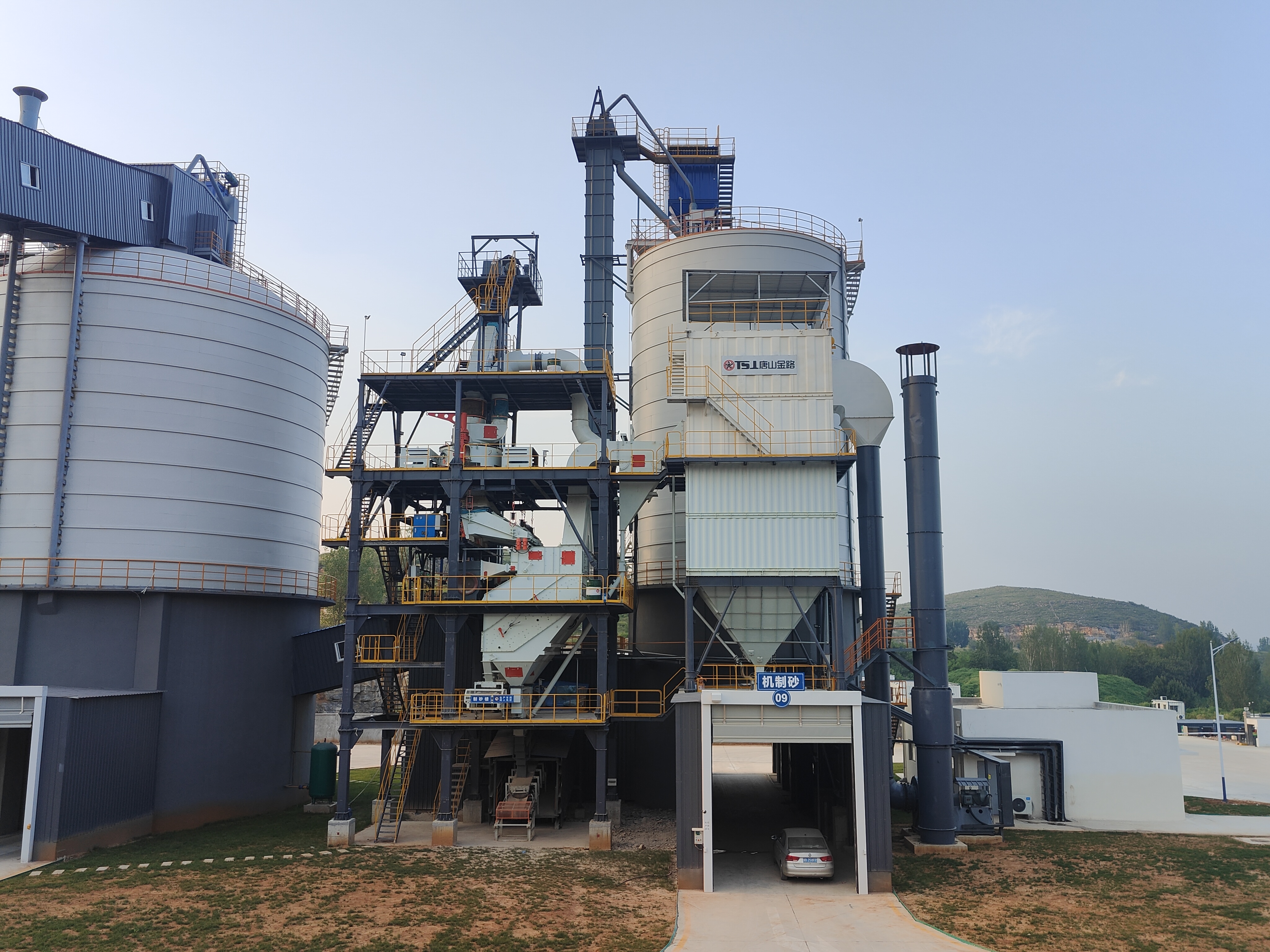 告別冬季停產(chǎn)！制砂樓干法制砂，寒冬里照樣穩(wěn)產(chǎn)增效